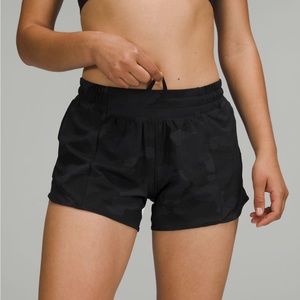 Hotty Hot Low-Rise Lined Short 4", size 8